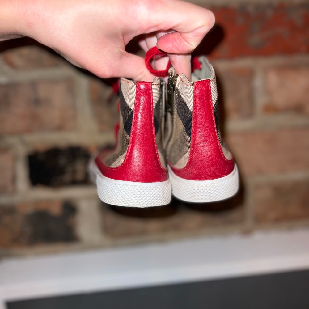 Burberry Merrison High-Top Sneakers - Picture 4 of 7